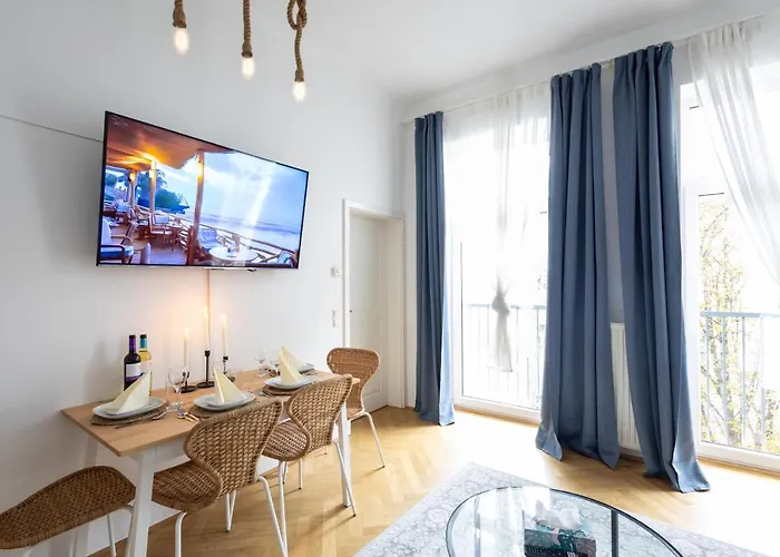 Large Garden-view Balcony Comfort Retreat 1020-vienna Apartamento *